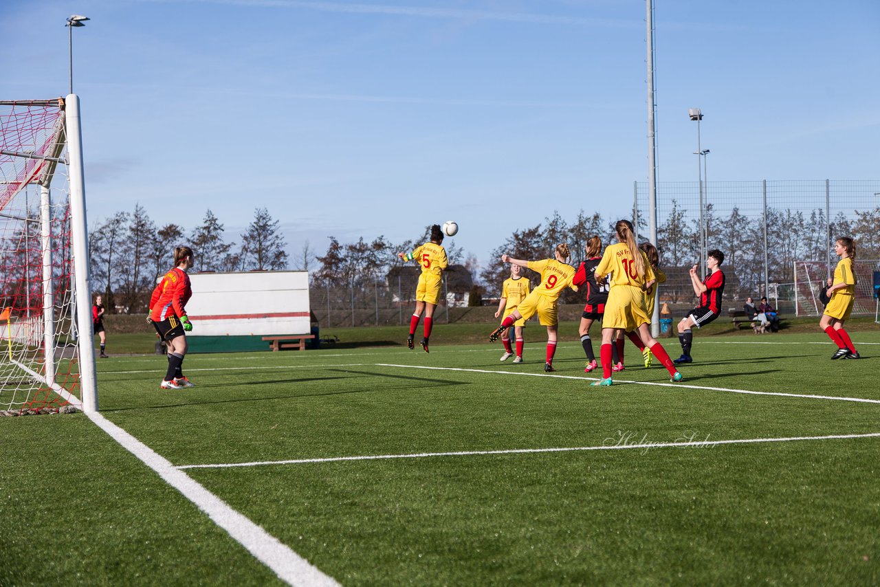 Bild 115 - B-Juniorinnen SG Weststeinburg/Bei - SV Fisia 03 : Ergebnis: 1:2